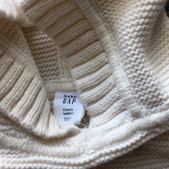 SOLD White Baby Gap hooded poncho 2T - Picture 4 of 4
